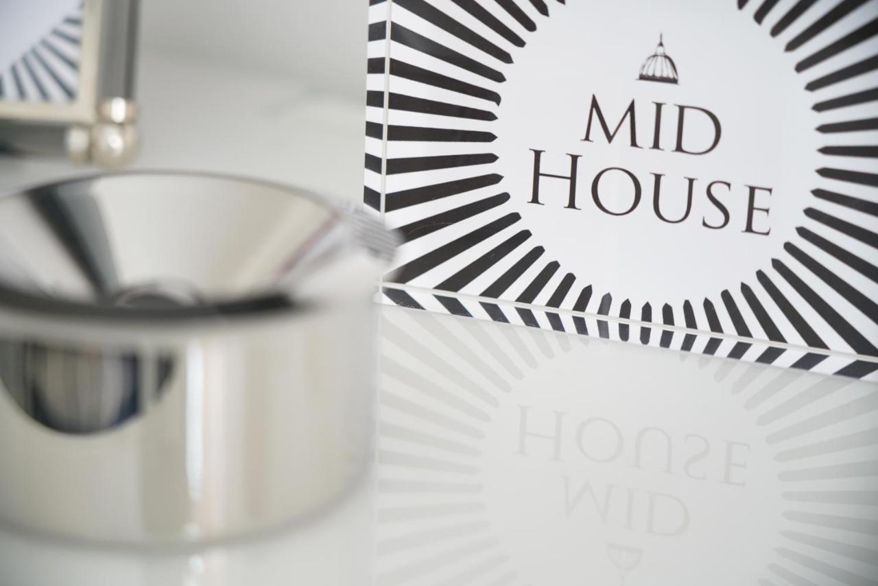 Mid House Villa Рим Екстериор снимка